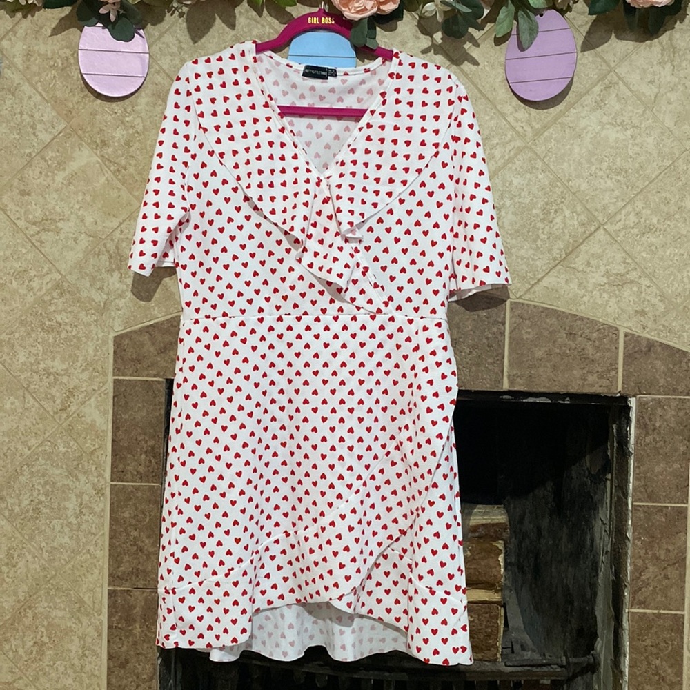 Pretty little thing heart dress